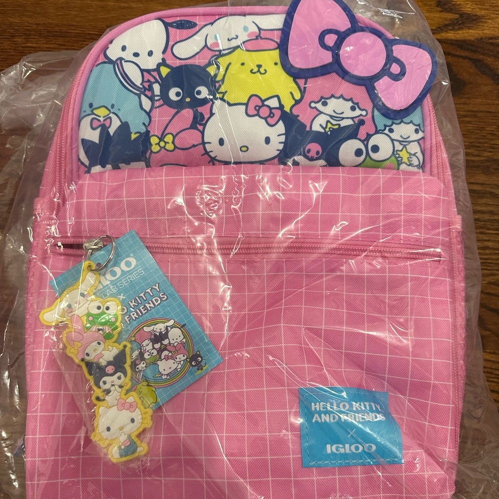 Hello Kitty × Igloo 12-Can Backpack Cooler